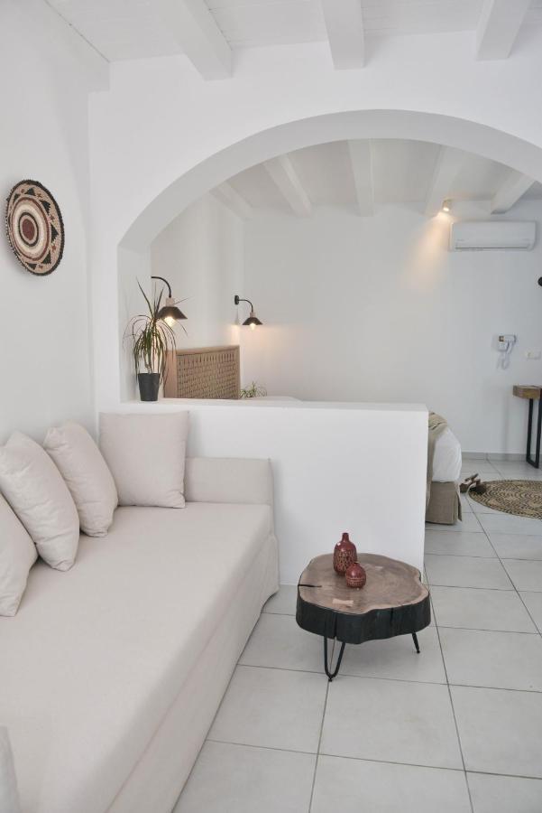 Blue Paradise Apartments Naxos City ภายนอก รูปภาพ