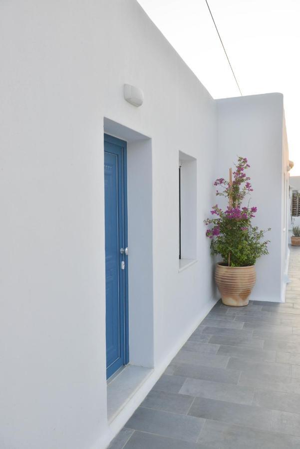 Blue Paradise Apartments Naxos City ภายนอก รูปภาพ